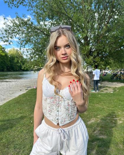 _laura_eva
