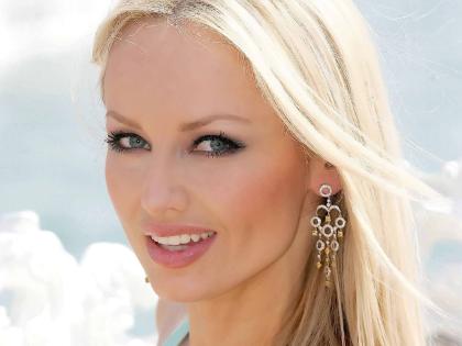 adrianakarembeusklenarikova