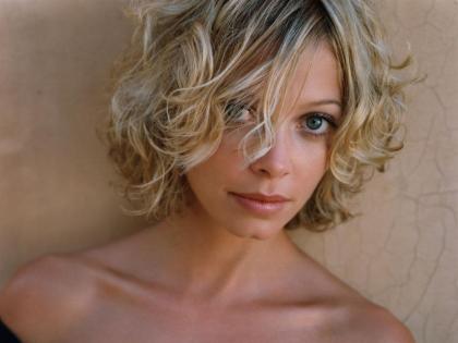 amanda-detmer
