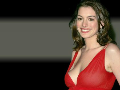 anne-hathaway