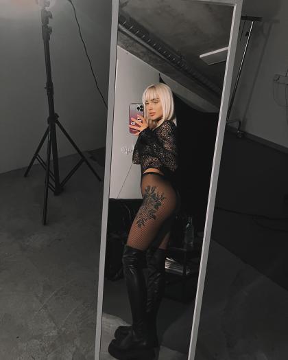 blondeee.barbie_22