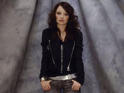 emily-browning