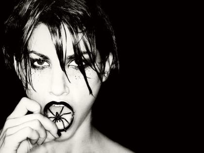 gina-gershon
