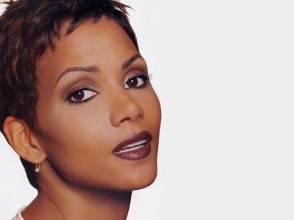 halle-berry