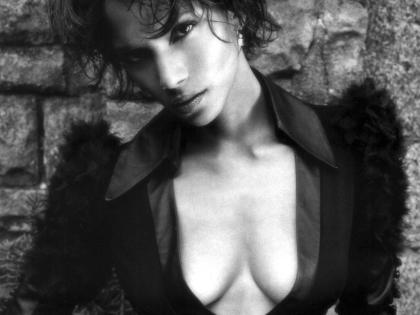 halle-berry