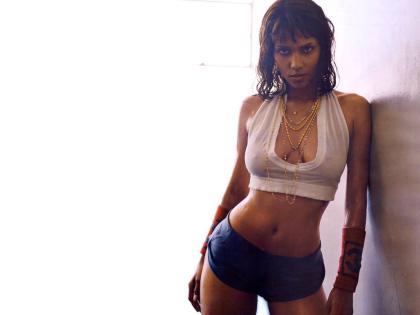 halle-berry