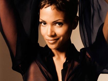 halle-berry