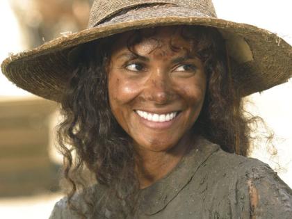 halle-berry