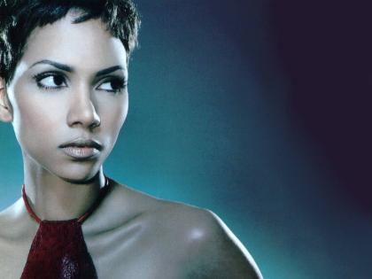 halle-berry