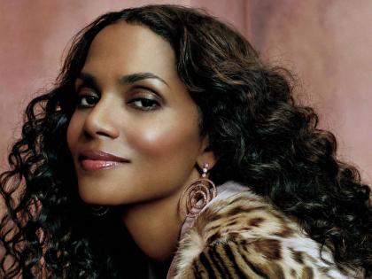 halle-berry