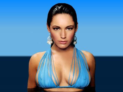 kelly-brook