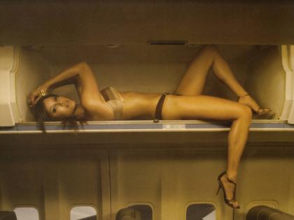 kelly-hu