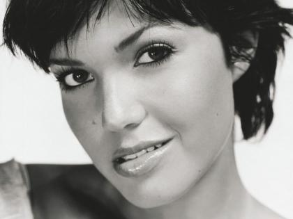 mandy-moore