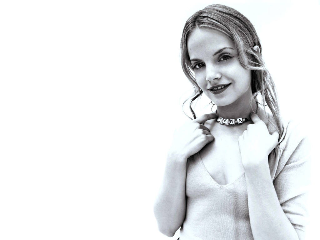 Mena Suvari, mena-suvari Photo #86696