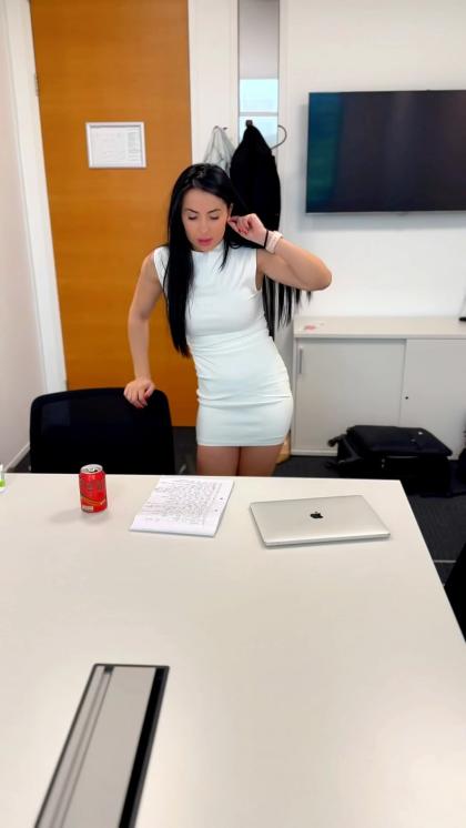 secretary_elena