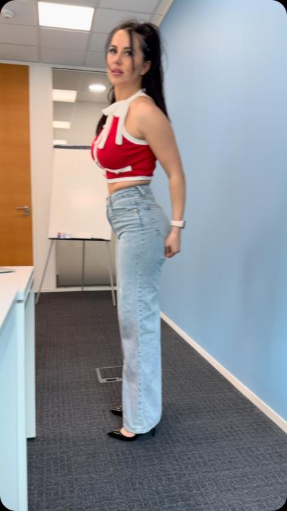 secretary_elena