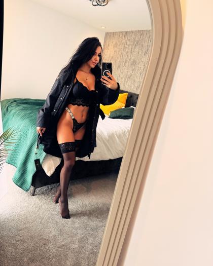 secretary_elena